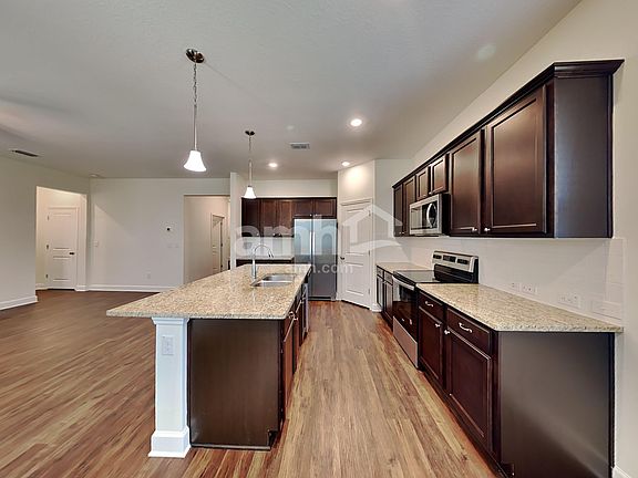 3rd image of 33829 Night Lily Dr