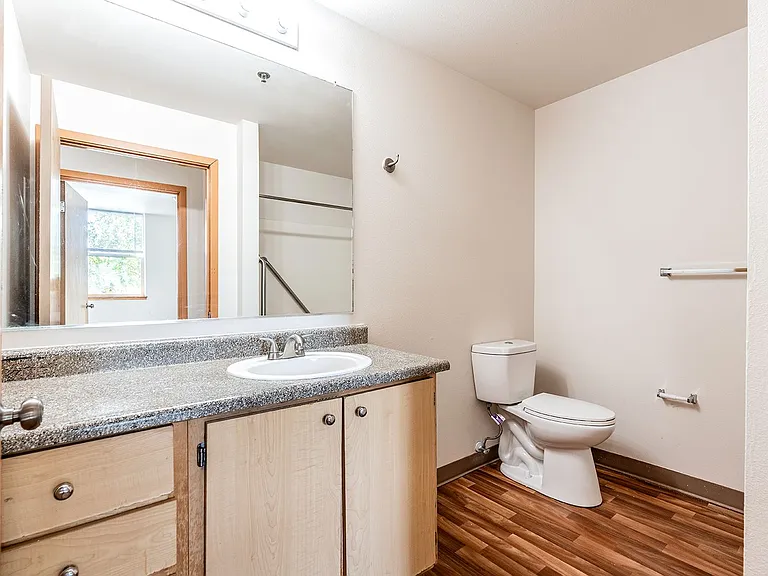 INCOME RESTRICTED Affordable Apartments in Hazelwood! — Photo 30
