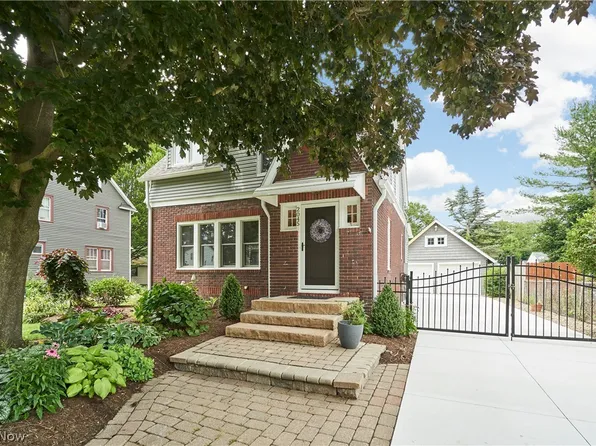 2045 Lorena Ave, Akron, OH 44313