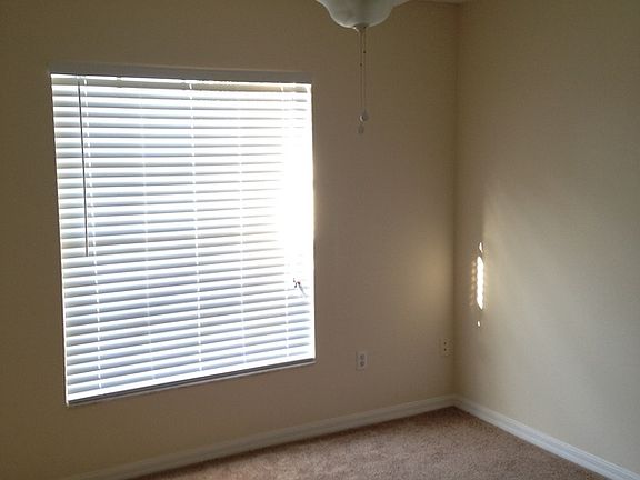 2nd image of 138 Pin Oak Pl