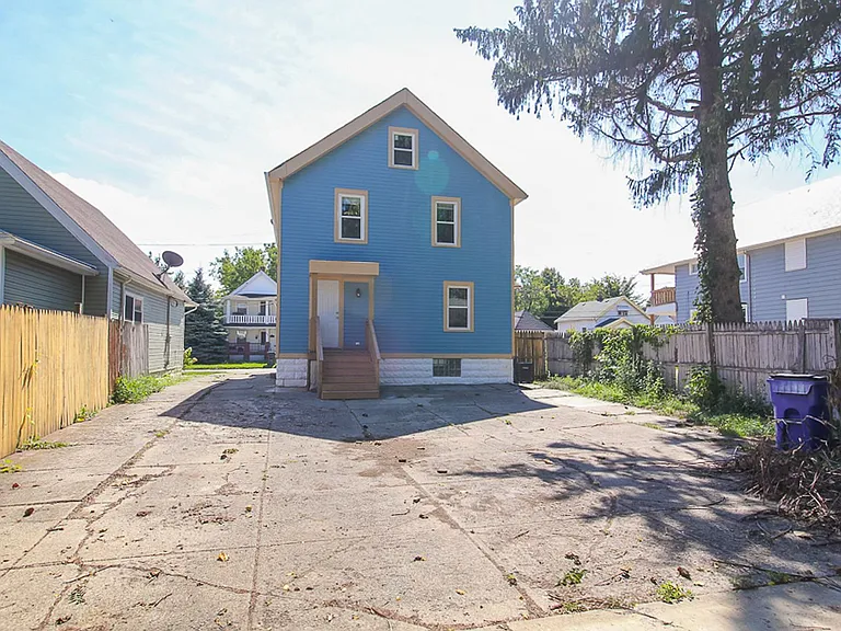7212 Dearborn Ave — Photo 2
