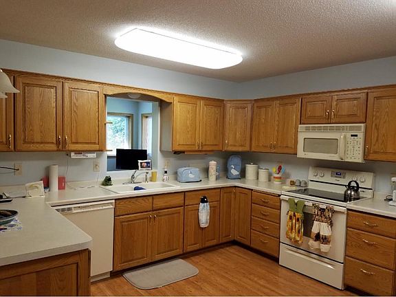 5th image of 427 43rd Ave S