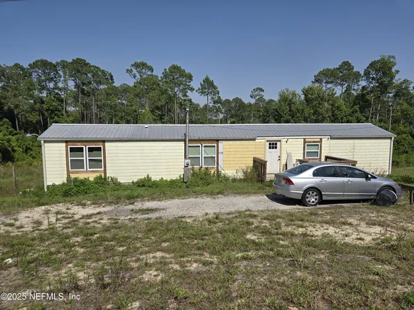 130 MAGNOLIA Street, Pomona Park, FL 32181