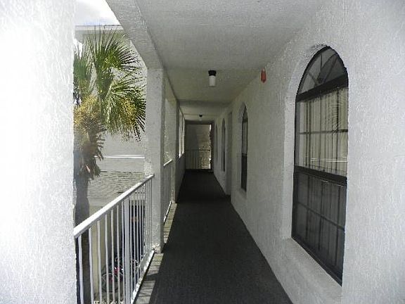 2nd image of 25209 Northlake Dr