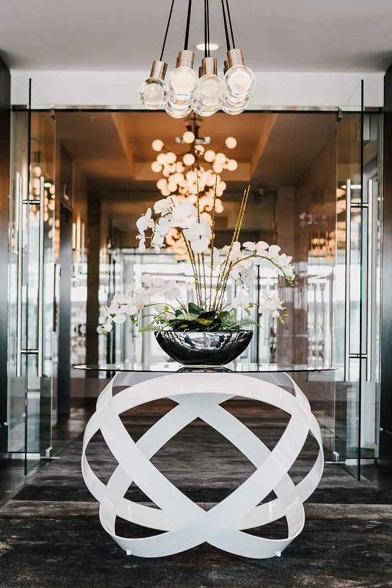 LXTX — Photo 3
