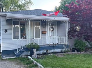 2527 Pillette Rd, Windsor, ON N8T 1P8