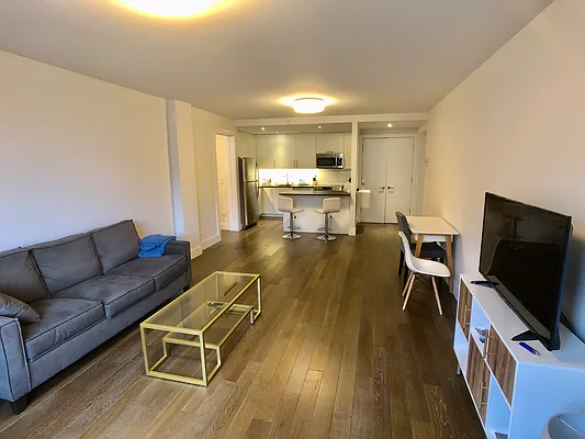 Rented by Highline Residential | media 23