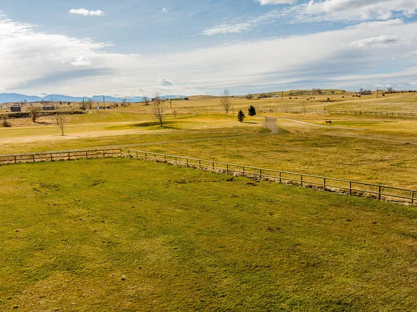 2332 Pheasant Draw Rd, Sheridan, WY 82801