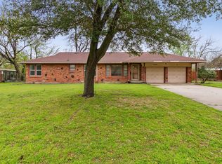 3966 Shannon Dr, Fort Worth, TX 76116
