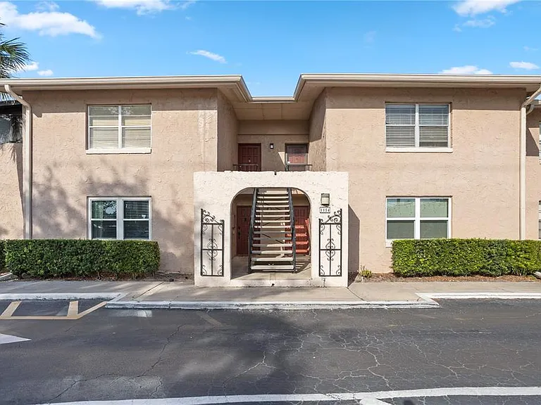 1154 Paseo Del Sol #B — Photo 1
