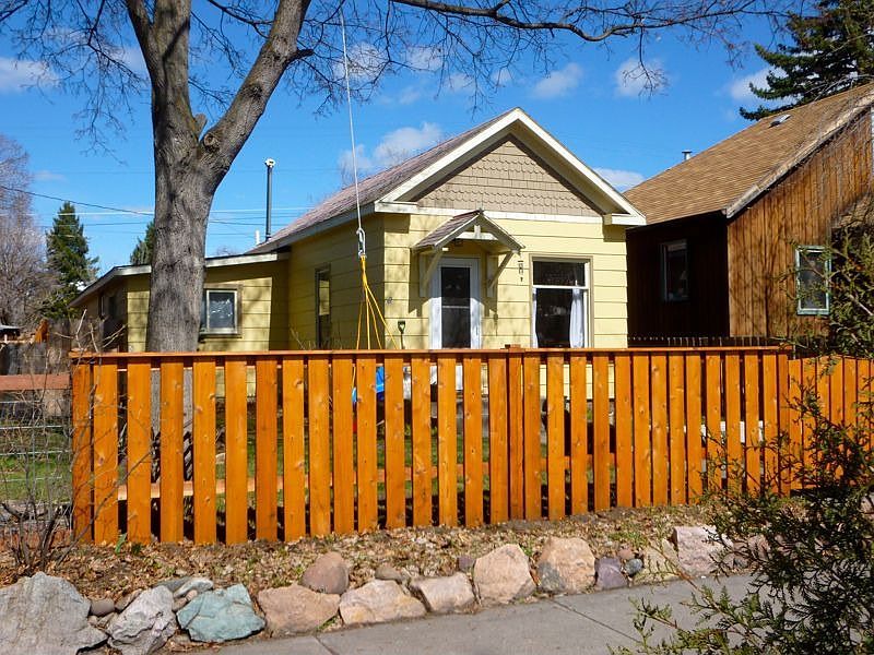 1112 Phillips