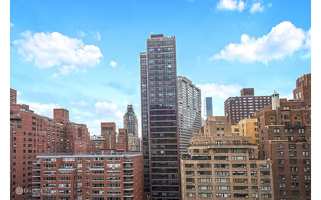 Sold by Douglas Elliman | media 19