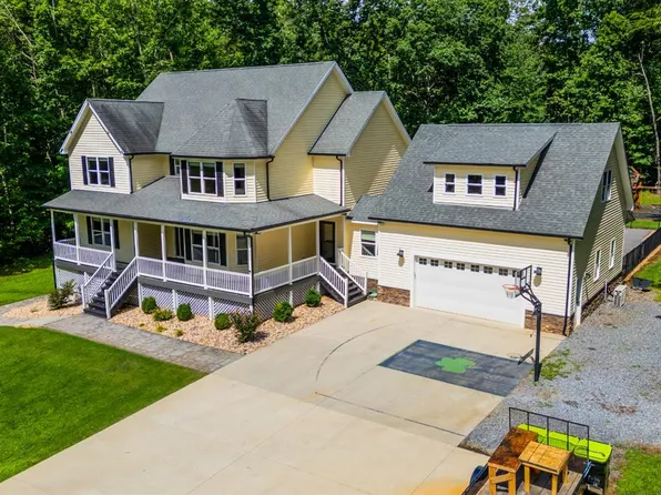 4777 Thomas Jefferson Rd, Forest, VA 24551