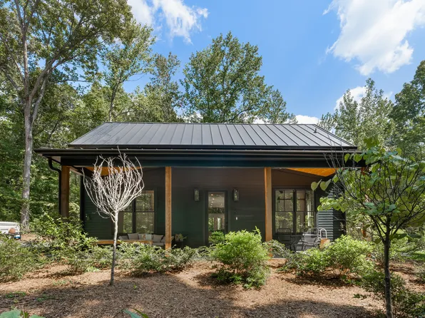 8600 Serenbe Rd, Chattahoochee Hills, GA 30268