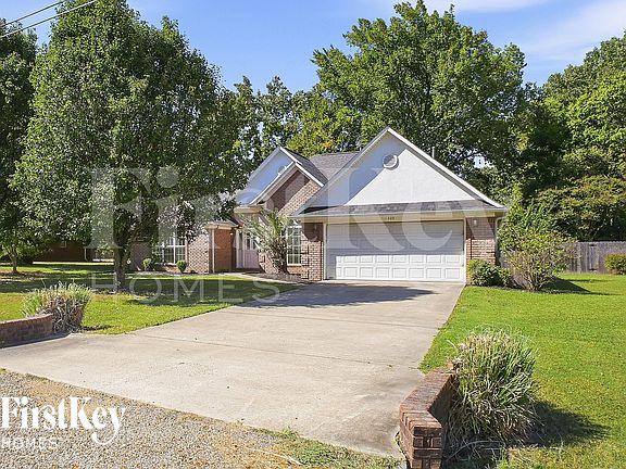 2nd image of 109 Stroud Cir