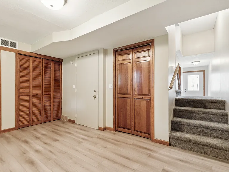 8237 Vicksburg Pl — Photo 27