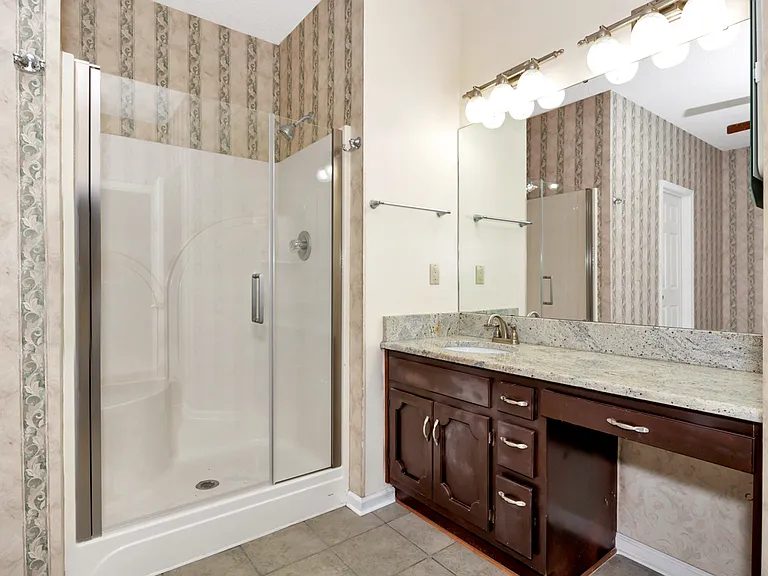 722 Highland Dr — Photo 23