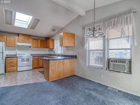 5th image of 17401 SE 39th St Unit 36