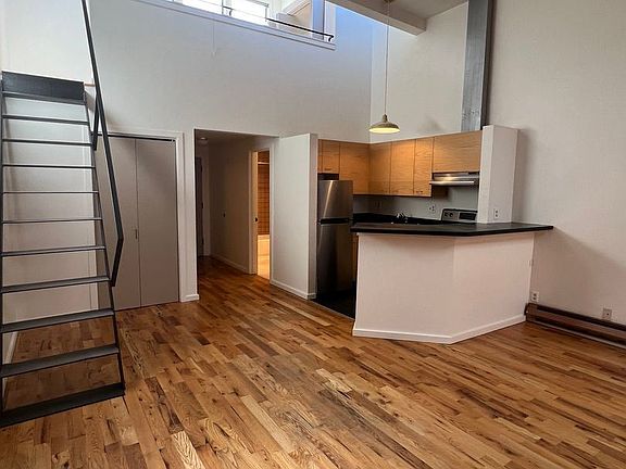 5th image of 5403 Ballard Ave NW #10380695