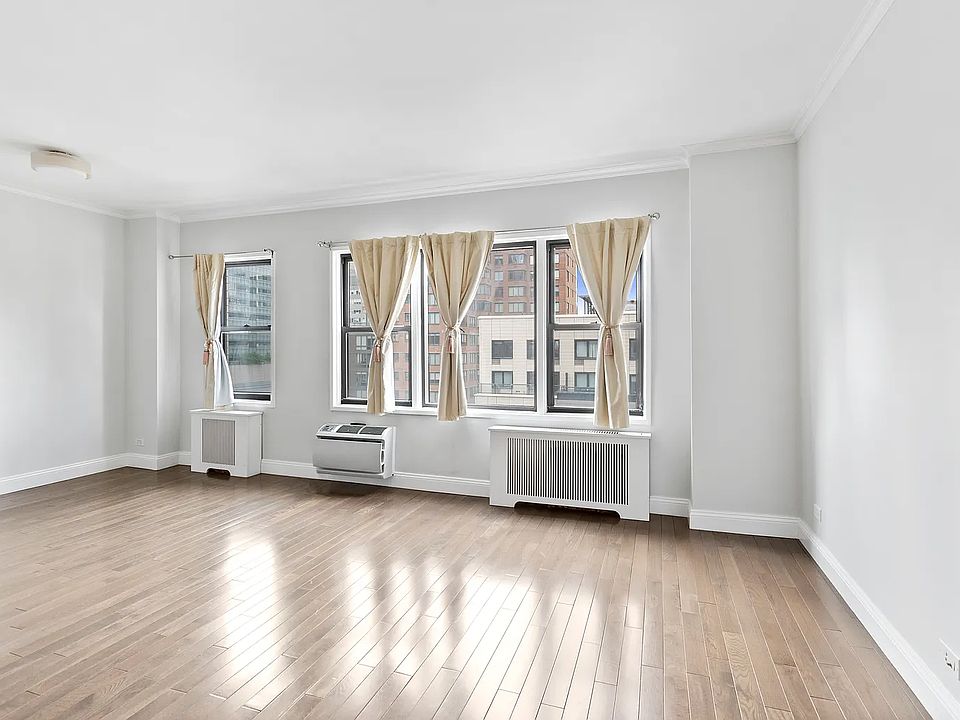 1st image of 333 E 34th St #17D