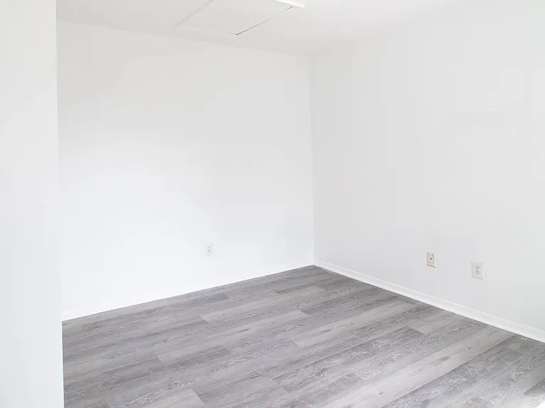 235 Mango Dr #A — Photo 13
