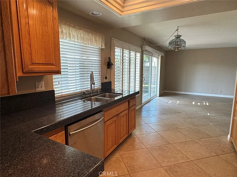 1827 Wellspring Dr — Photo 7