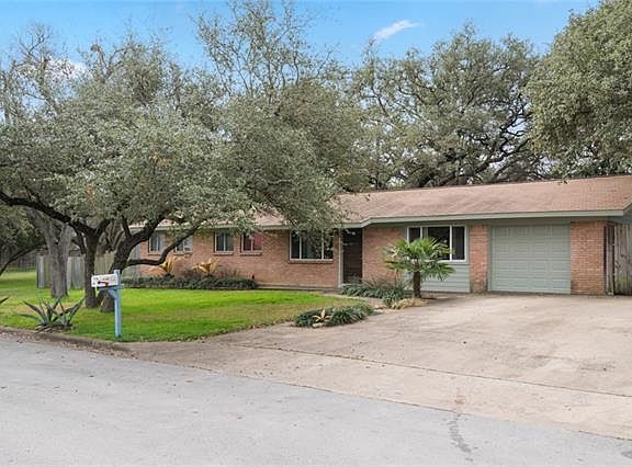 4th image of 3215 Cupid Dr
