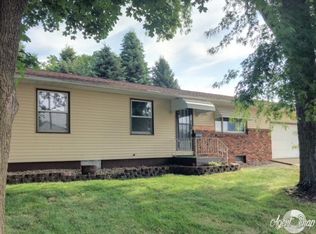 204 W Railroad St, Lake Park, IA 51347