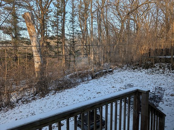 3rd image of 1013 Idlewild Dr