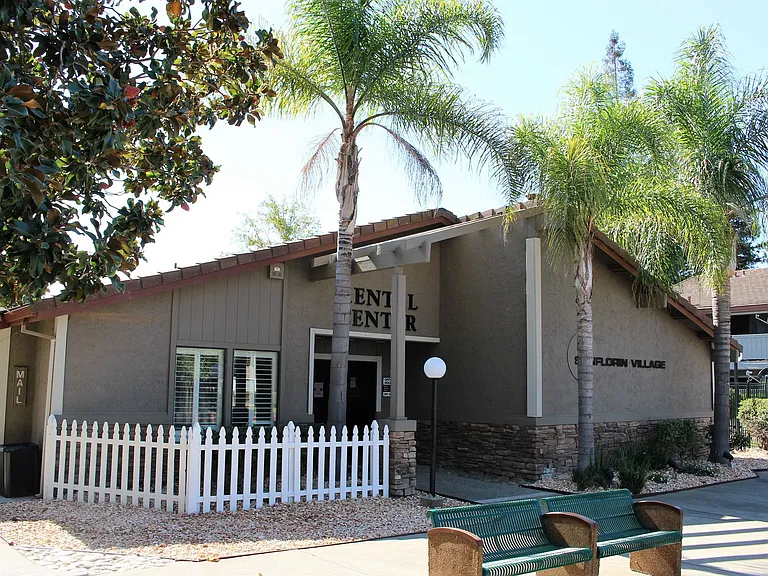 Sunflorin Village Apartments — Photo 54