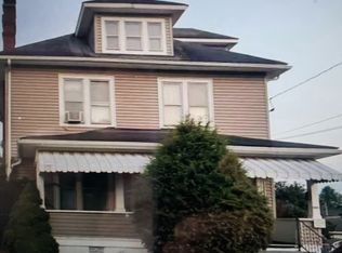 3201 Hemlock St, Parkersburg, WV 26104
