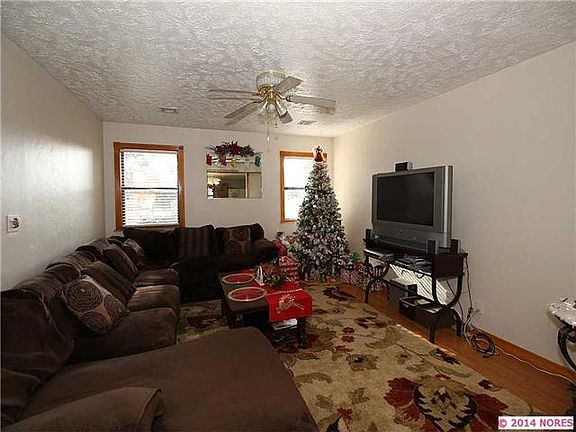 5th image of 103 E Fry St