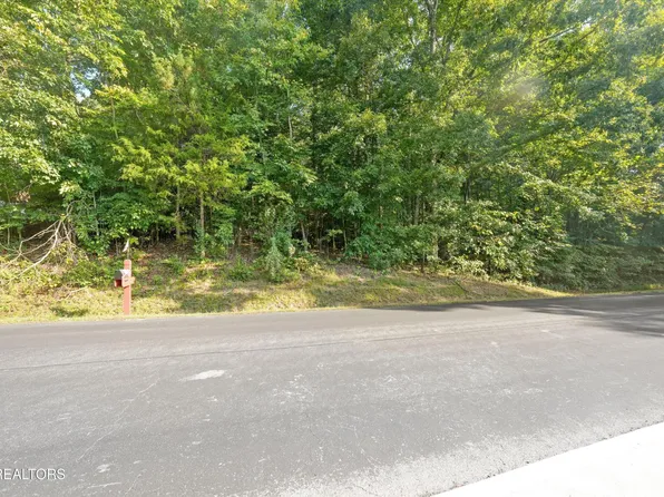 103 Oostagala Dr, Loudon, TN 37774