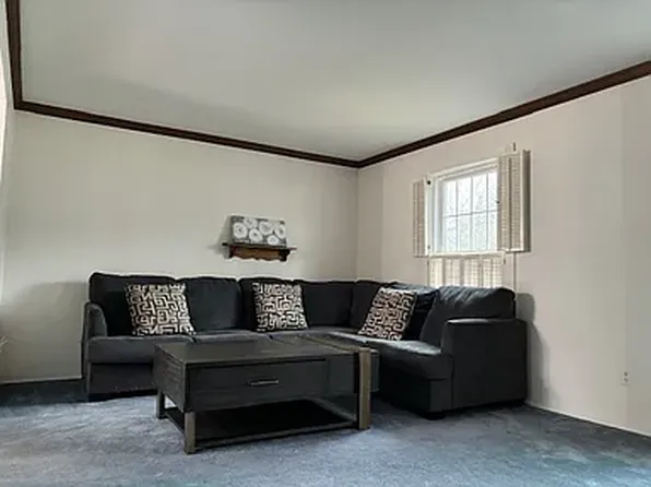 6865 Glenallen Ave, Solon, OH 44139