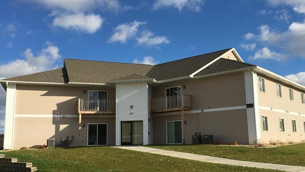 755 Northern Meadows Pkwy APT 101, Menomonie, WI 54751 Zillow