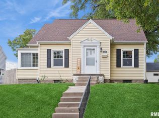 1137 E Denison Ave, Davenport, IA