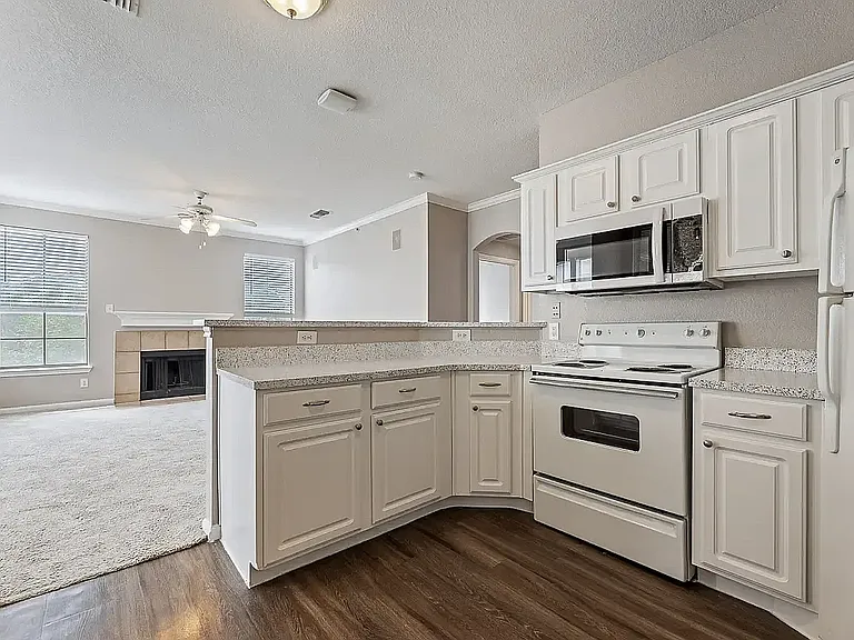 Upgraded Fully Equipped Kitchens