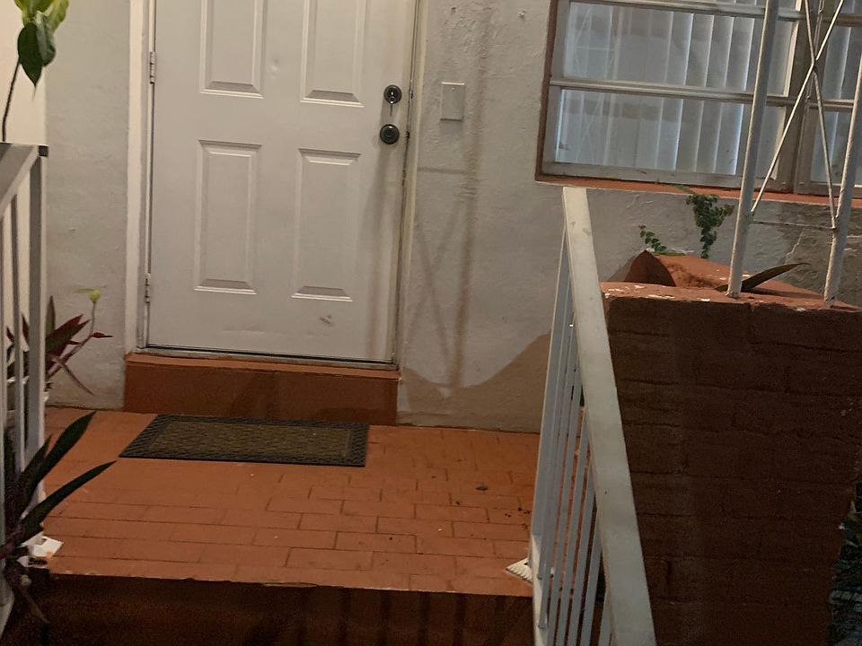 1st image of 2921 SE 36th Ct #A