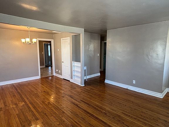 Oversized Living Room