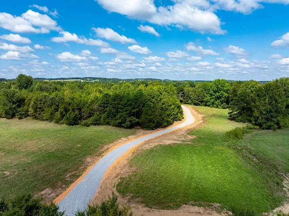230 Highway, Cave City, AR 72521