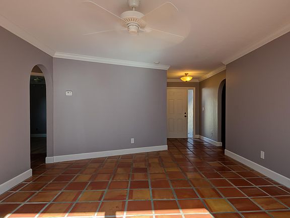 5th image of 5044 Lexington Blvd