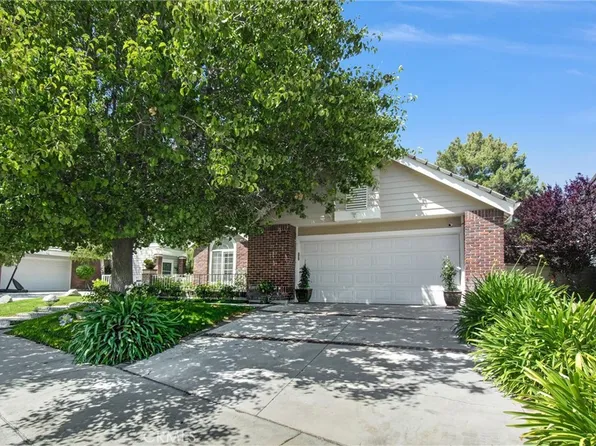 26064 Charonne Ct, Santa Clarita, CA 91355
