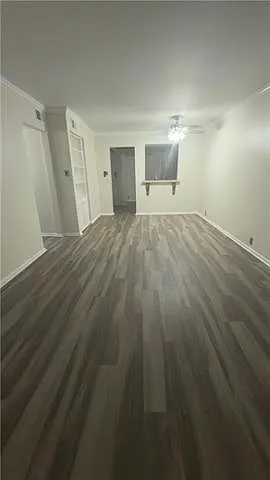2 bed, 1.0 bath, 800 sqft, $1,350 — Photo 3