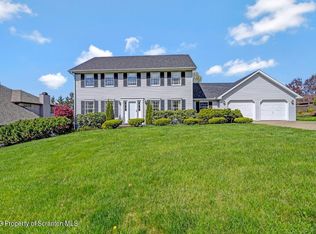 105 Squirrel Run, Clarks Summit, PA 18411