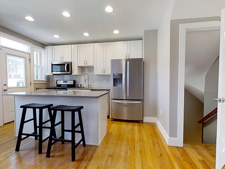 12 Hawaii Ave NE — Photo 8