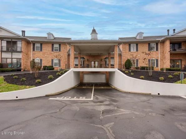 1612 Gardiner Ln APT 221, Louisville, KY 40205