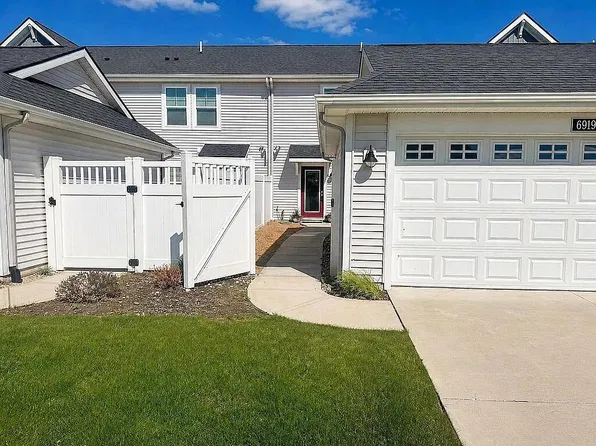 6919 Myers Lake Ave NE #9, Rockford, MI 49341