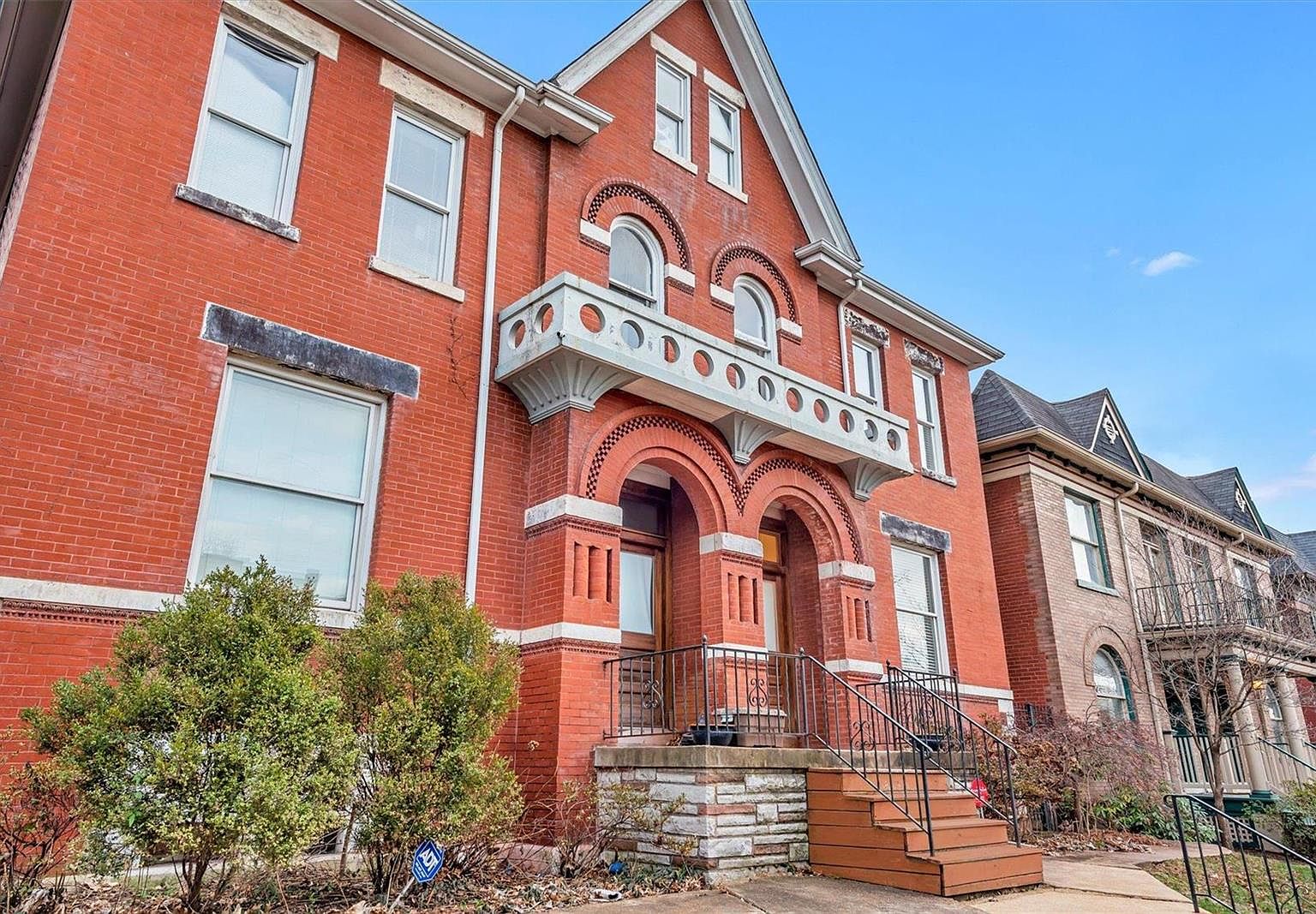 3832 Shenandoah Ave, Saint Louis, MO 63110 Zillow