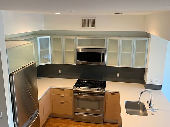5th image of 11315 W Mississippi Ave #202