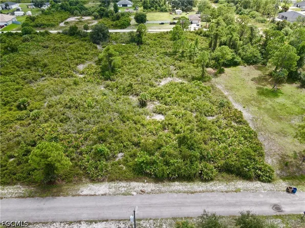 1202 Cortez Ave, Lehigh Acres, FL 33972